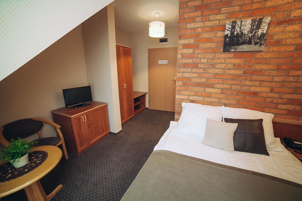 Hubertus Aparthotel & Restaurant & Horse Club Starogard Gdański 객실 사진