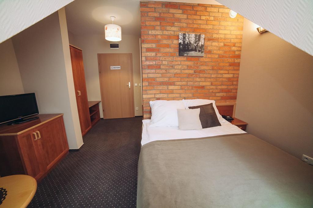 Hubertus Aparthotel & Restaurant & Horse Club Starogard Gdański 객실 사진