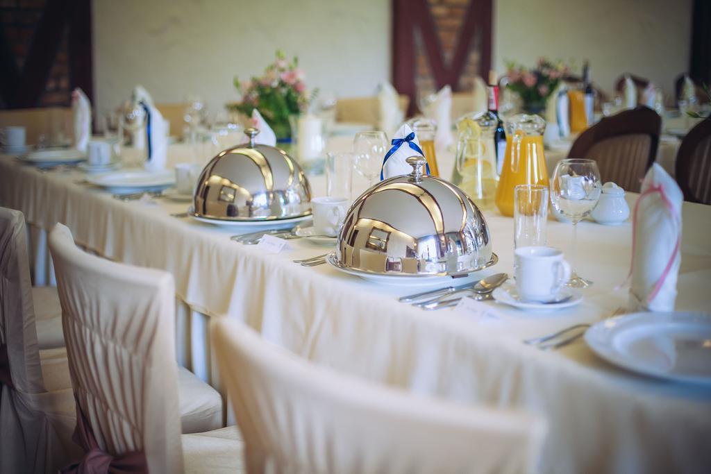Hubertus Aparthotel & Restaurant & Horse Club Starogard Gdański 외부 사진