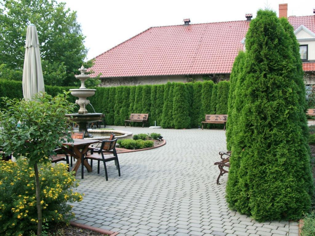 Hubertus Aparthotel & Restaurant & Horse Club Starogard Gdański 외부 사진