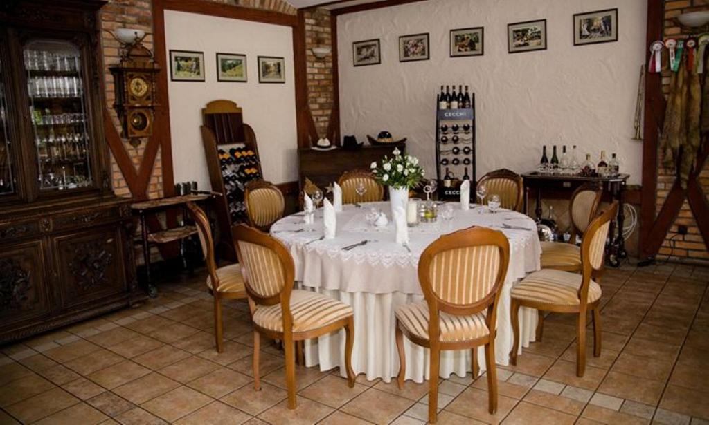 Hubertus Aparthotel & Restaurant & Horse Club Starogard Gdański 외부 사진