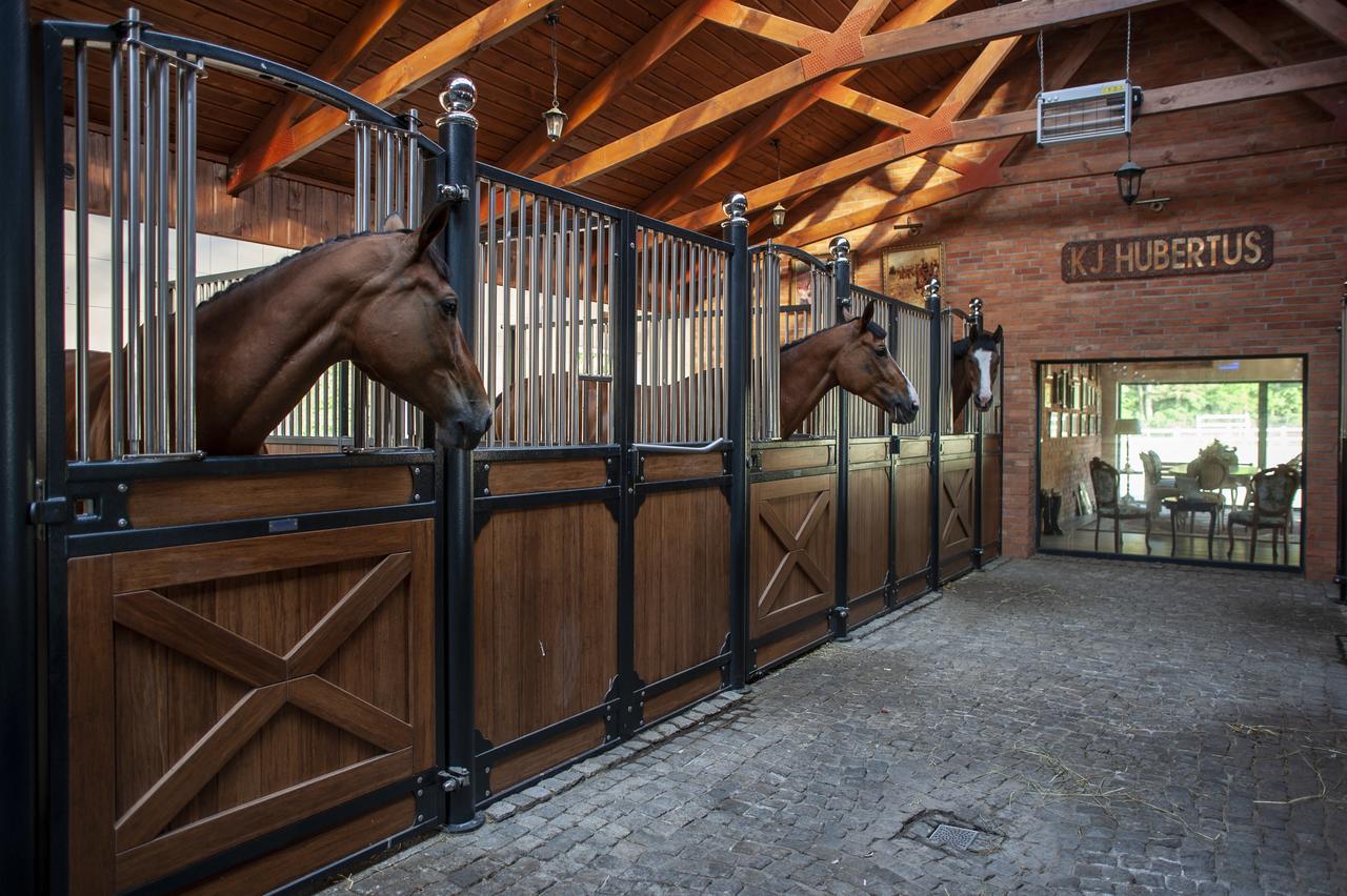 Hubertus Aparthotel & Restaurant & Horse Club Starogard Gdański 외부 사진